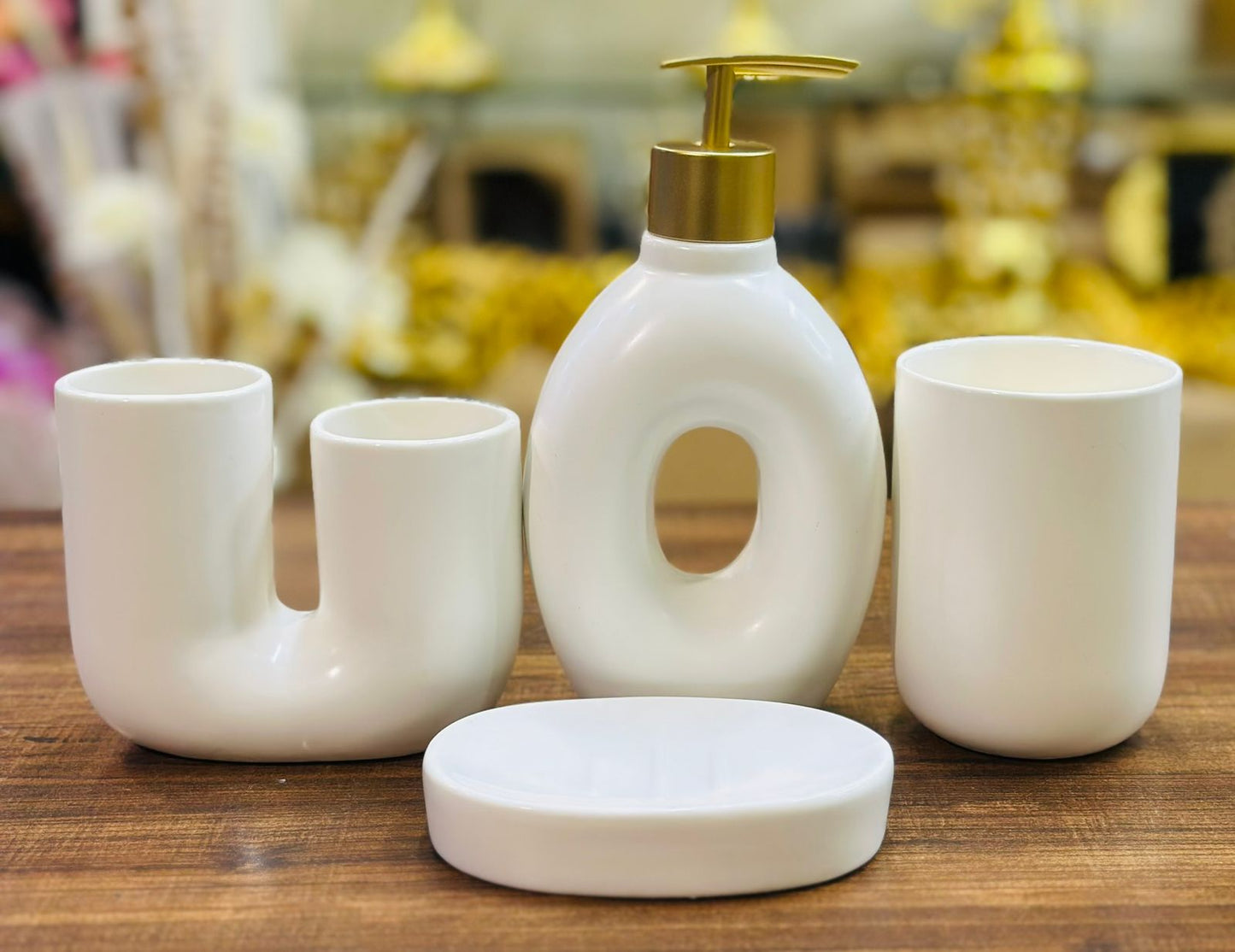 Sleek Bathroom Set