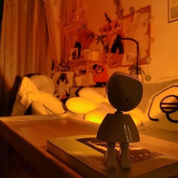 Robot Sunset Projection Lamp