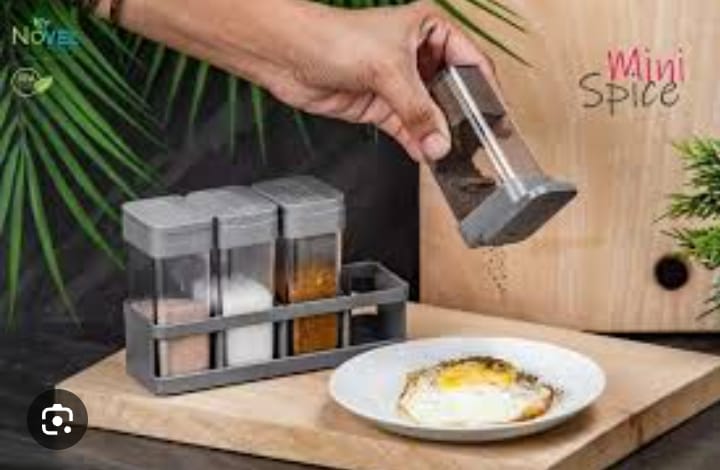 Novel 4-Piece Mini Spice Set - Storage