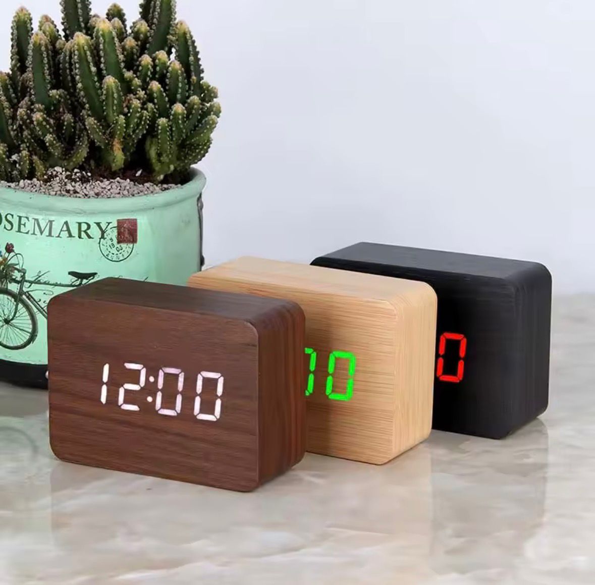 Wooden Digital Desk Clock 🕰