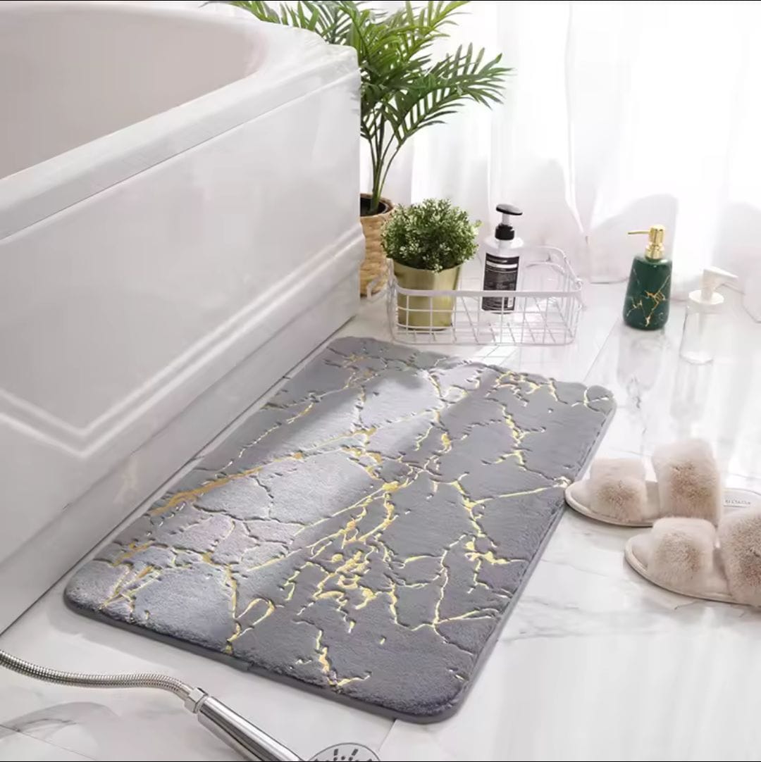 Luxurious Gold Stripe Faux Rabbit Fur Mat-Water Absorbent & Anti-Slip