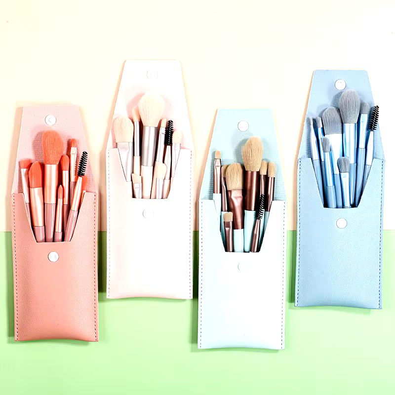 8 Pcs Leather Pouch Makeup Brush Set (Soft Bristles) - WS
