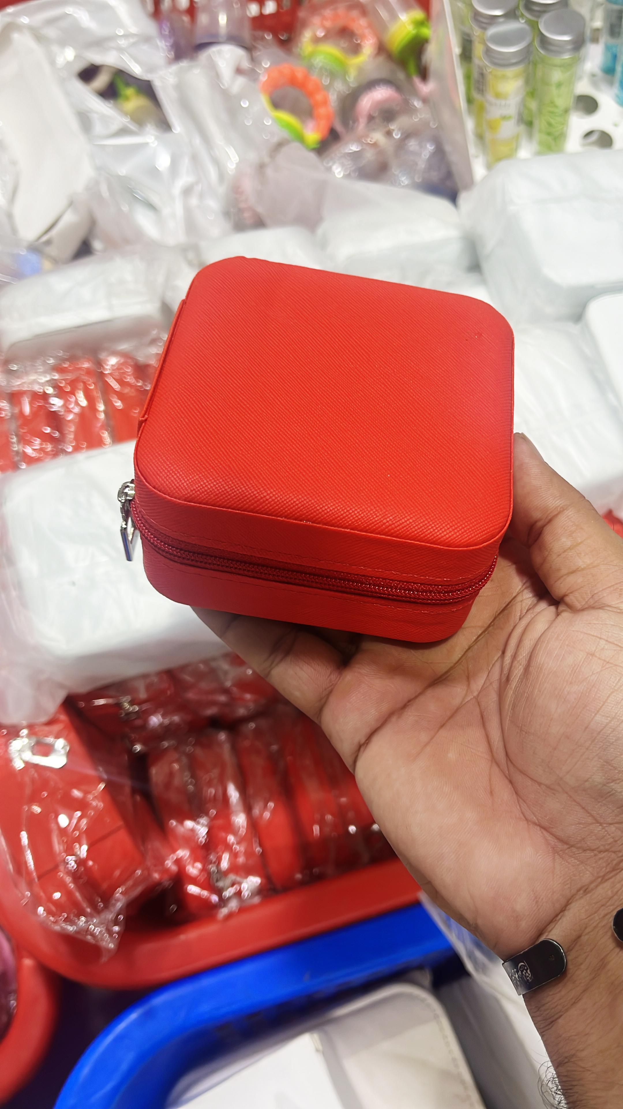 Mini Portable Jewelry Case - Organizer