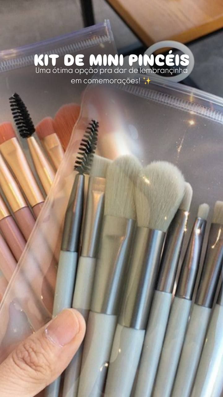 Original 8-Piece Makeup Brush Set with Pouch - Soft Brushes - WS