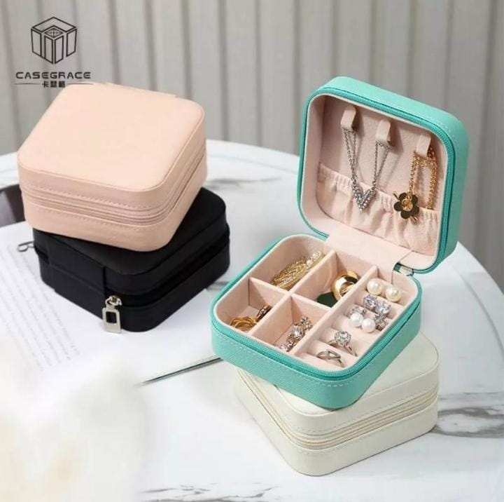 Mini Portable Jewelry Case - Organizer