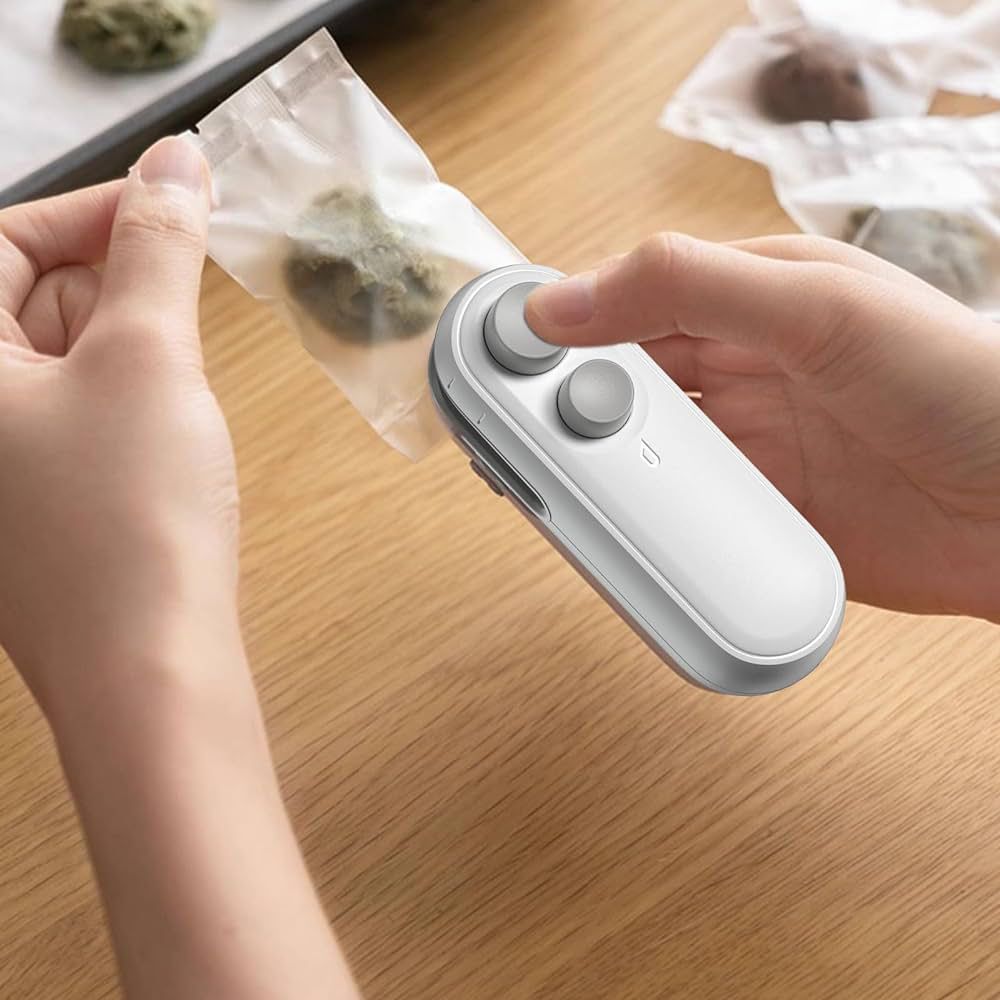Mini Sealer - Kitchen Essential